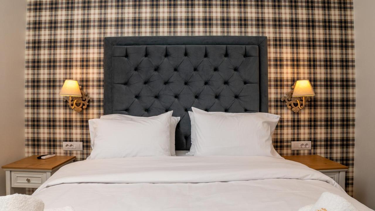 Brettania Hotel Janina Zewnętrze zdjęcie