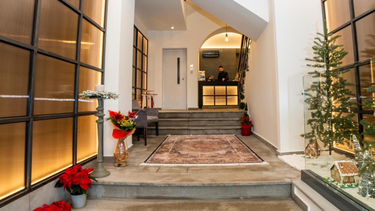 Brettania Hotel Janina Zewnętrze zdjęcie