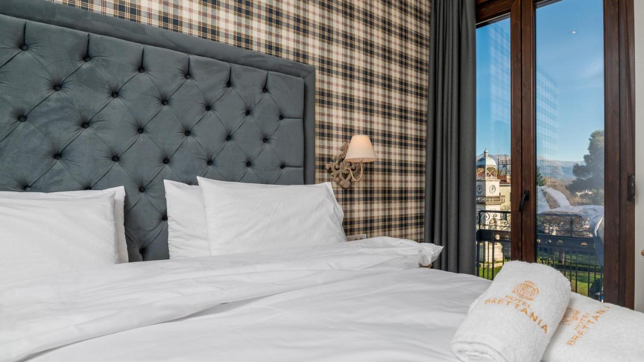 Brettania Hotel Janina Zewnętrze zdjęcie